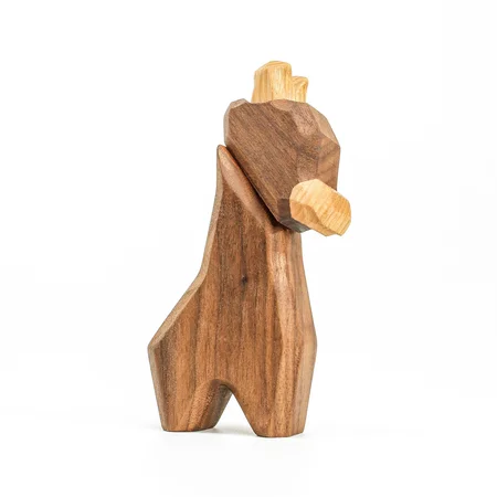 Fablewood træfigur m.magneter, Den lille giraf
