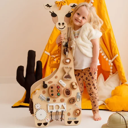 Foxy Family aktivitetstavle med gulvstativ, giraf