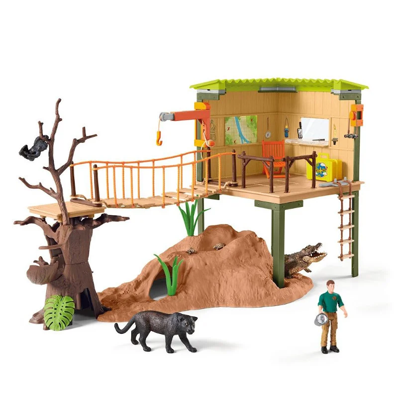 Schleich wildlife station