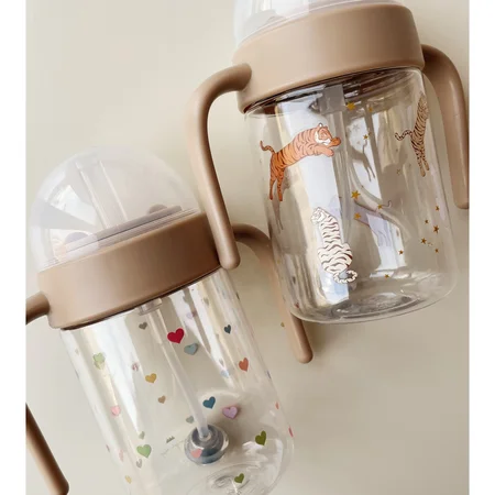 Konges Sløjd Trinkflasche mit Griffen, multi hearts