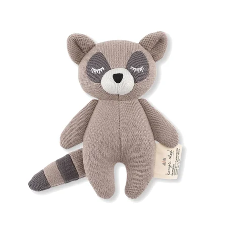 Konges Sløjd strikket bamse med rangle, racoon