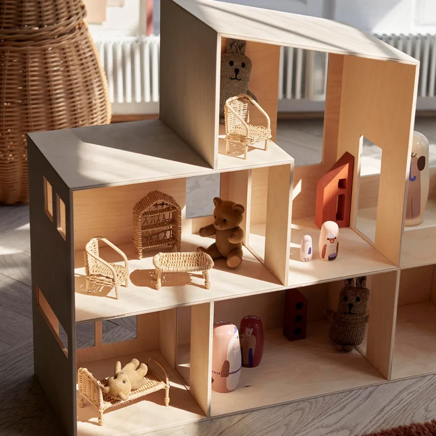 Ferm Living dukkehusmøbler i rattan, 5 stk