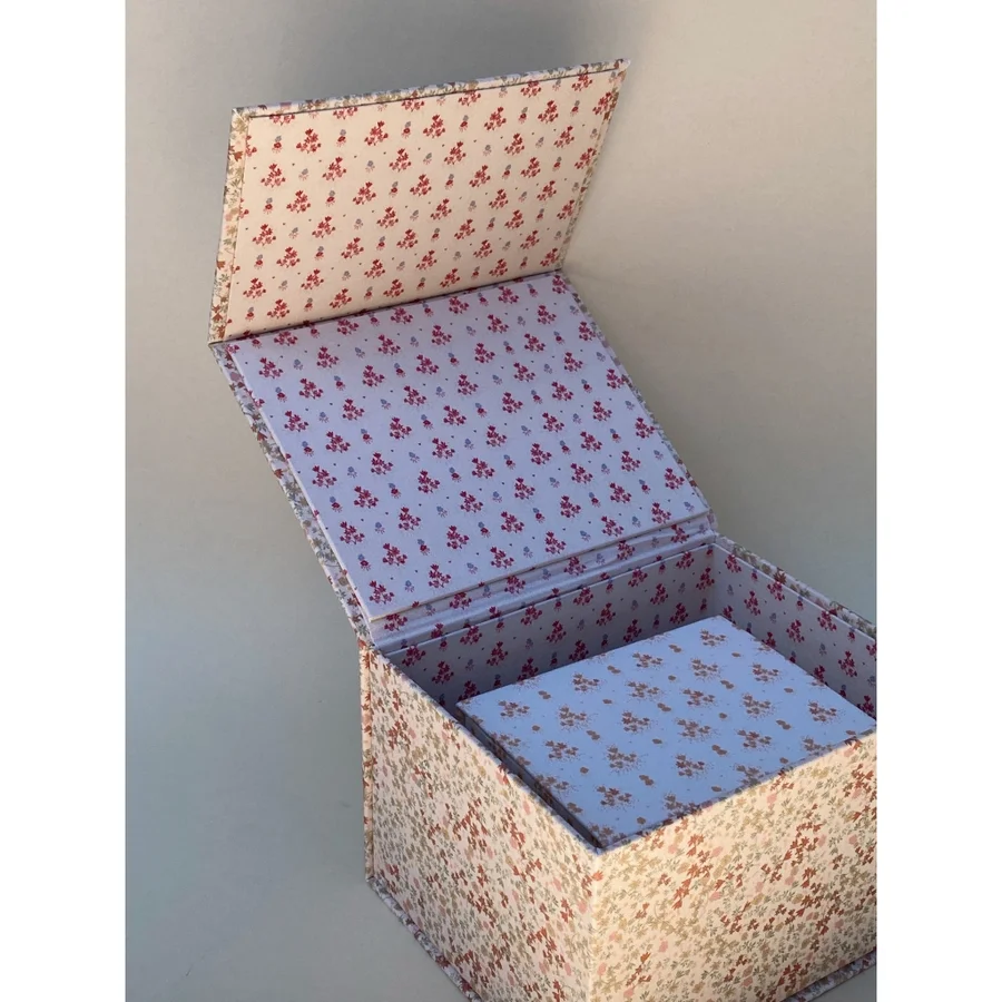 Konges Sløjd Ati æske-sæt, rose hip red/vintage floral blush