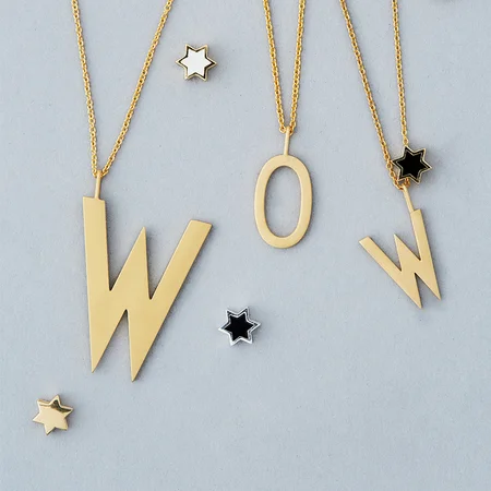 Design Letters smykkevedhæng, hvid emalje stjerne - guld