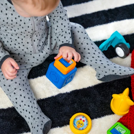 BABY EINSTEIN Dive & Soar™ Magnetische Aktivitätsbausteine