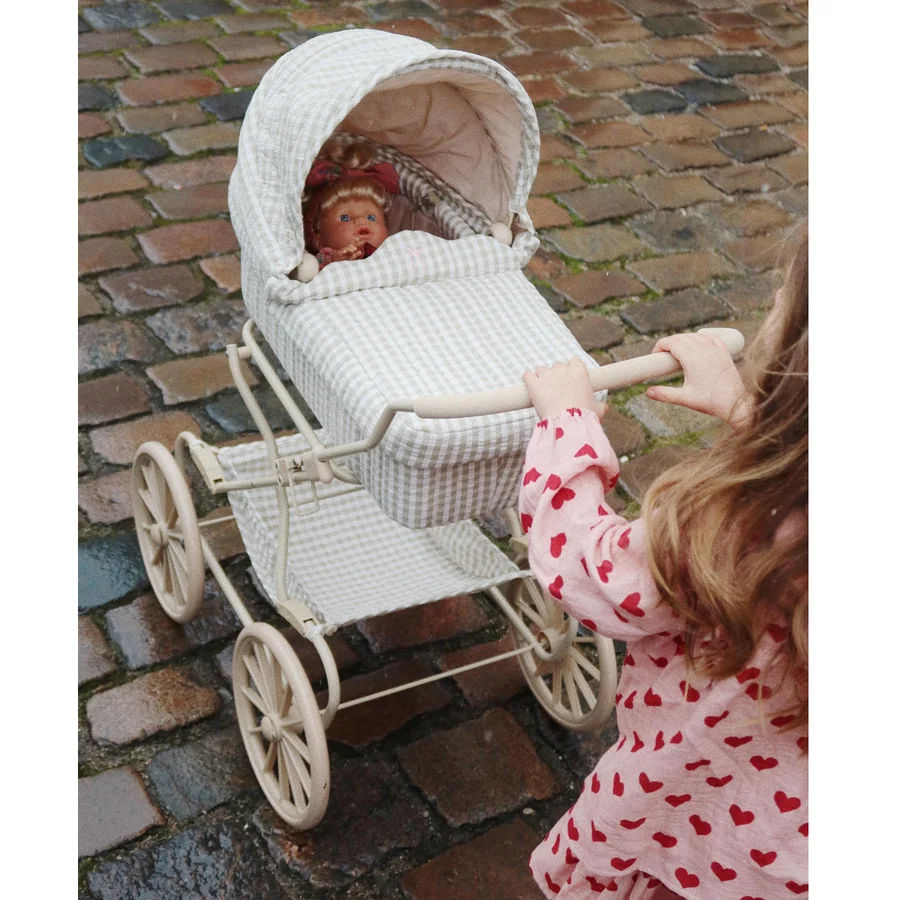 Konges Sløjd Puppenwagen, tea check