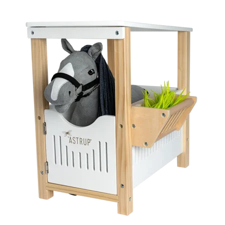 by Astrup Pferdestall für kleine Pferde
