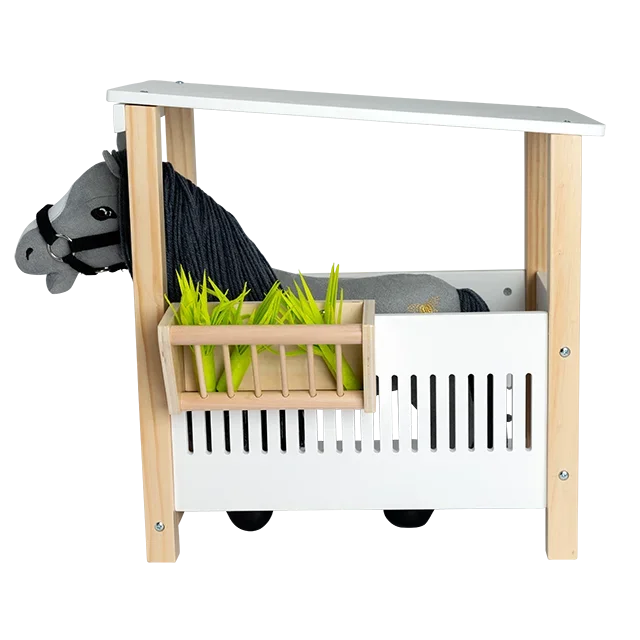 by Astrup Pferdestall für kleine Pferde