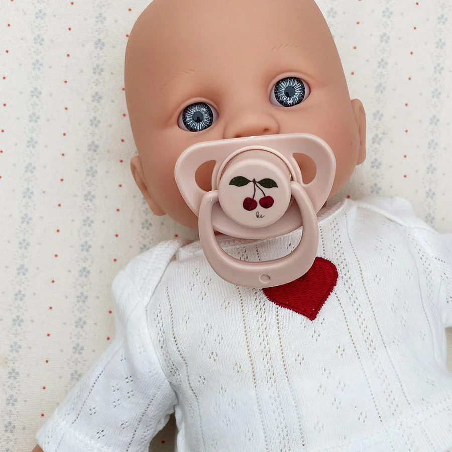Konges Sløjd Puppe, Nelly
