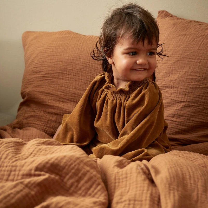 by KlipKlap muslin baby sengetøj, Camel brown