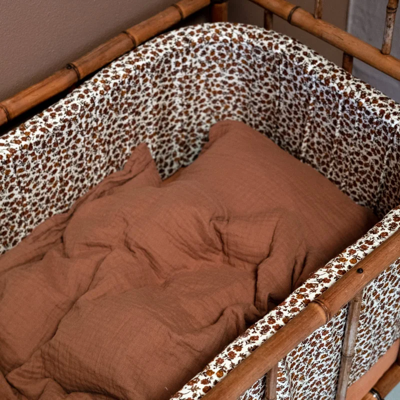 by KlipKlap muslin baby sengetøj, Camel brown