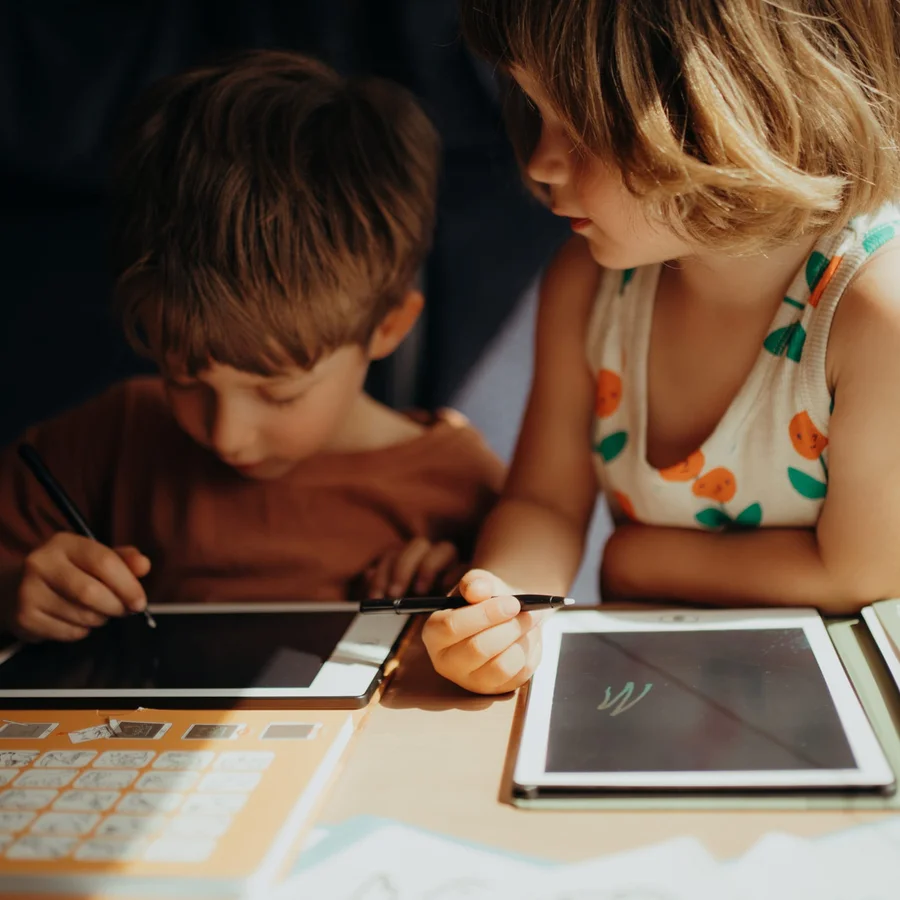 Kidydraw Mini Skizzenbuch mit LCD Bildschirm, Abenteuer