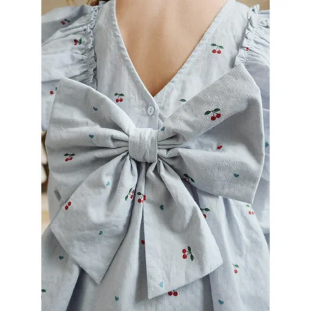 Konges Sløjd Evia Kleid mit Schleife, cherry blue coeur