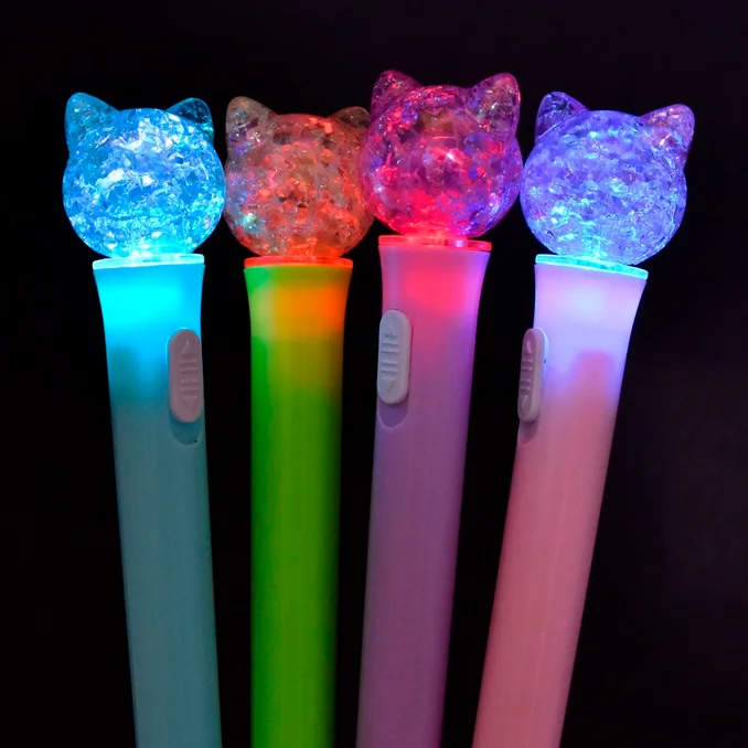 Katzenstift mit Licht, verschiedene Farben