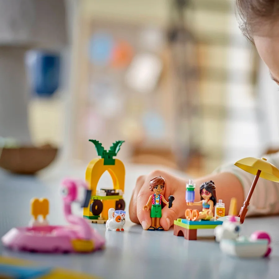 LEGO® Friends, Einhorn und Flamingo Pool Party