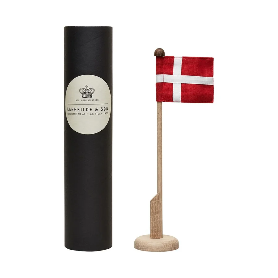 Langkilde & Søn bordflagstang i egetræ med Dannebrog