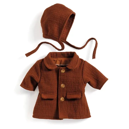 Djeco Pomea Puppenkleidung, Mantel und Hut