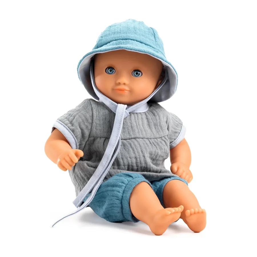 Djeco Pomea Puppenkleidung, Set mit Hut, blau