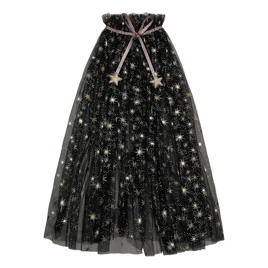Mimi & Lula Cape, Aurora Witch