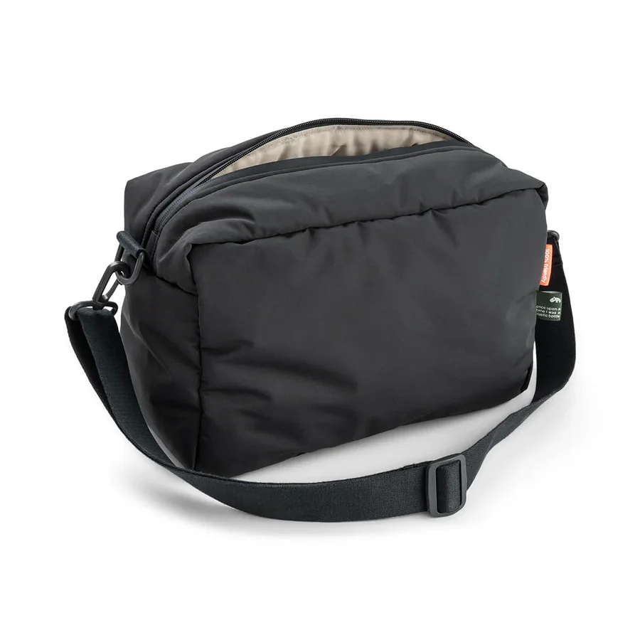 Done By Deer Quiltet Wickeltasche, schwarz
