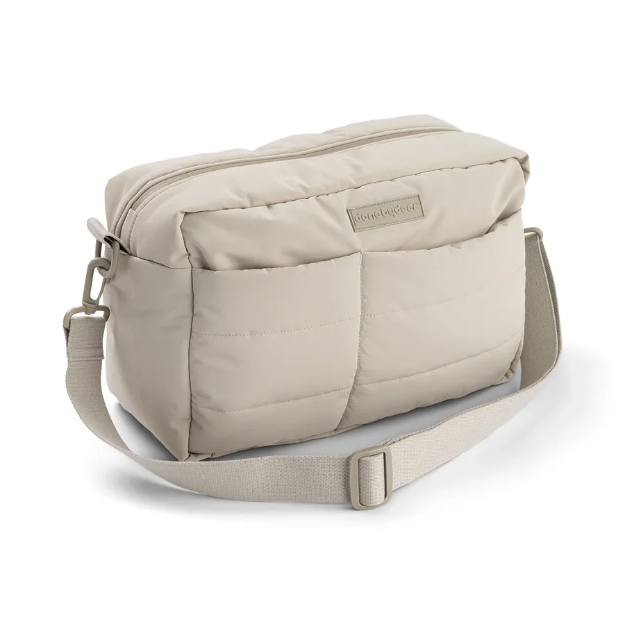 Done By Deer Quiltet Wickeltasche, Sand