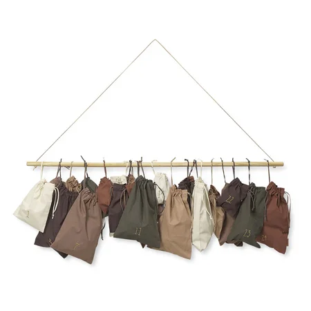 Ferm Living Adventskalender mit 24 Tüten