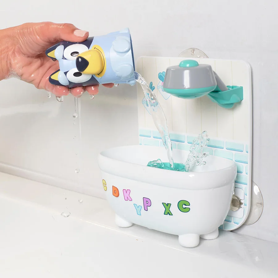 Toomies Badespielzeug, Blueys Dusche und Badewanne