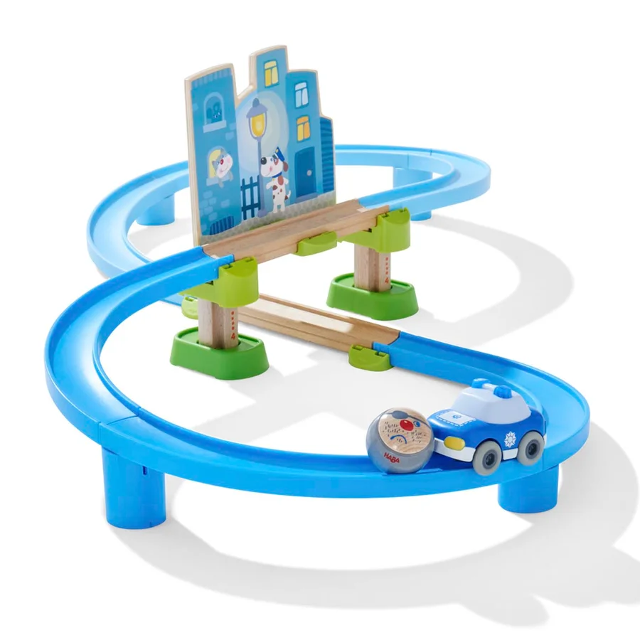 Haba Kullerbü kuglebane, politistation og -bil