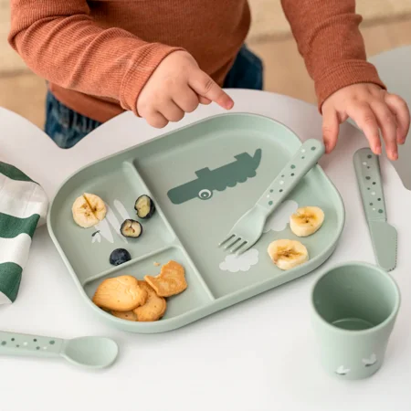 Done by Deer aufgeteilte Teller, Croco, green