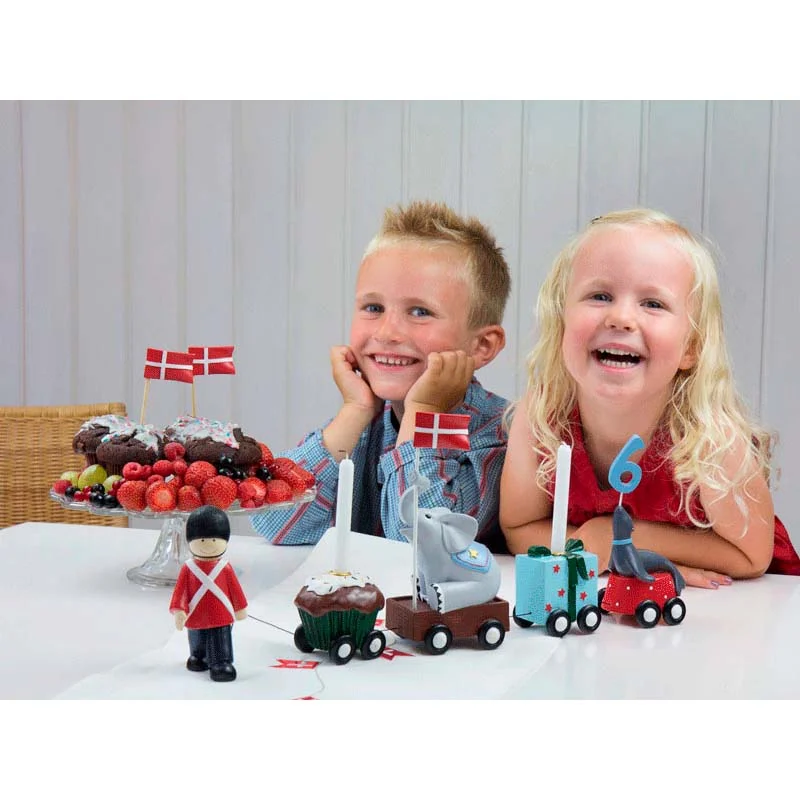 Kids by Friis Geburtstagszug "Garde"