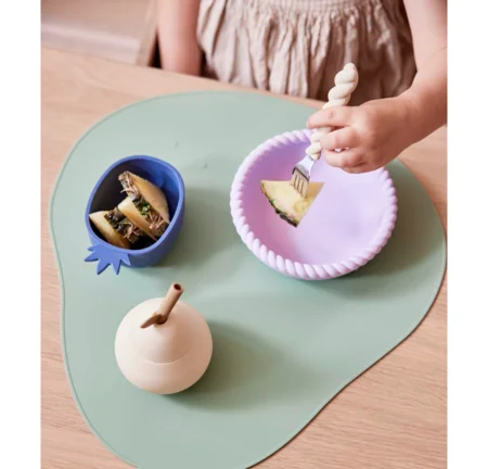 OYOY Becher in Birnenform "Pear Cup", vanilla