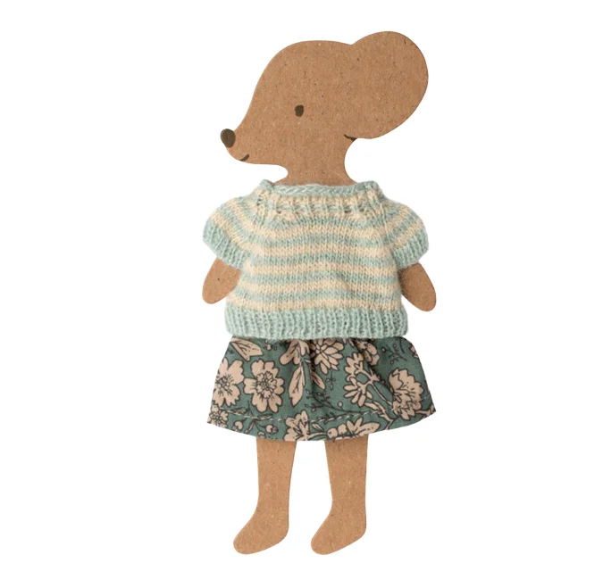 Maileg striktrøje og nederdel til storesøster mus