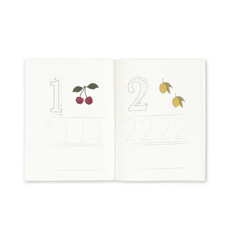 Konges Sløjd Activity Book mit Buntstiften