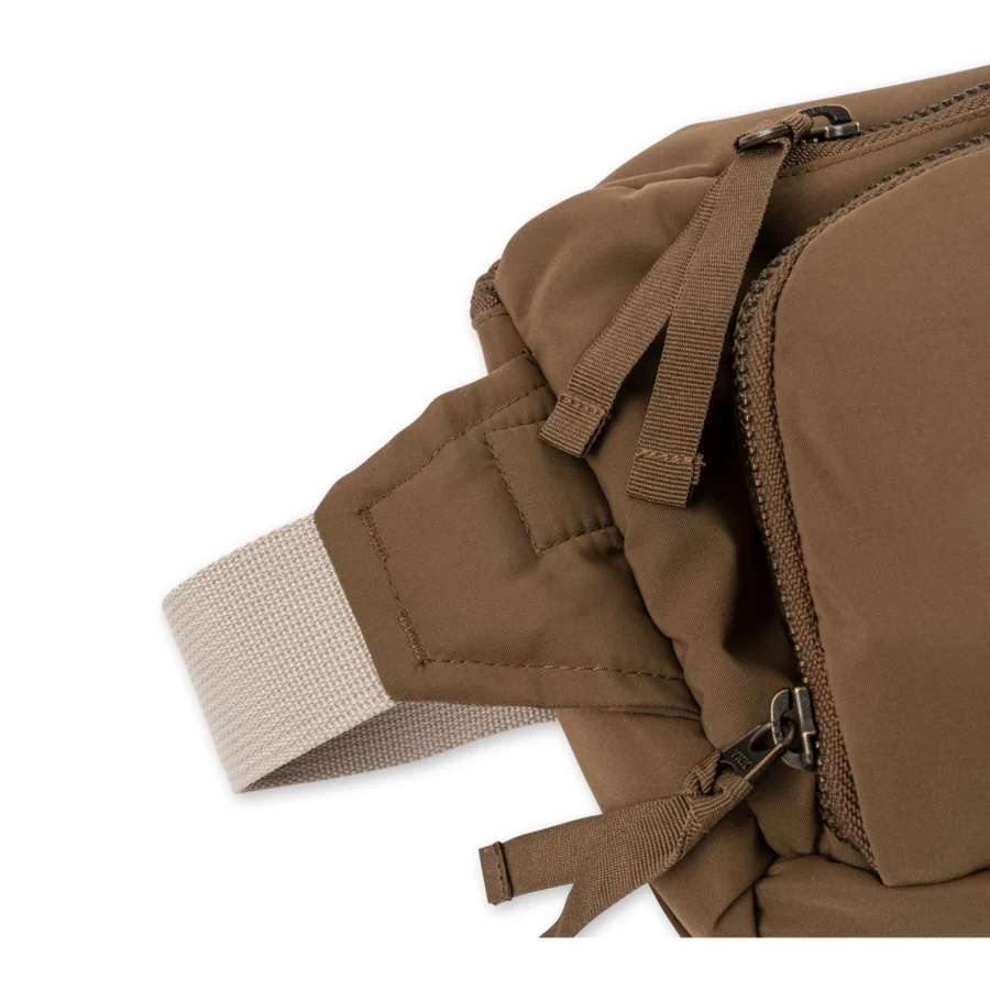 Bauchtasche "All you need bumbag", walnut, Konges Sløjd 