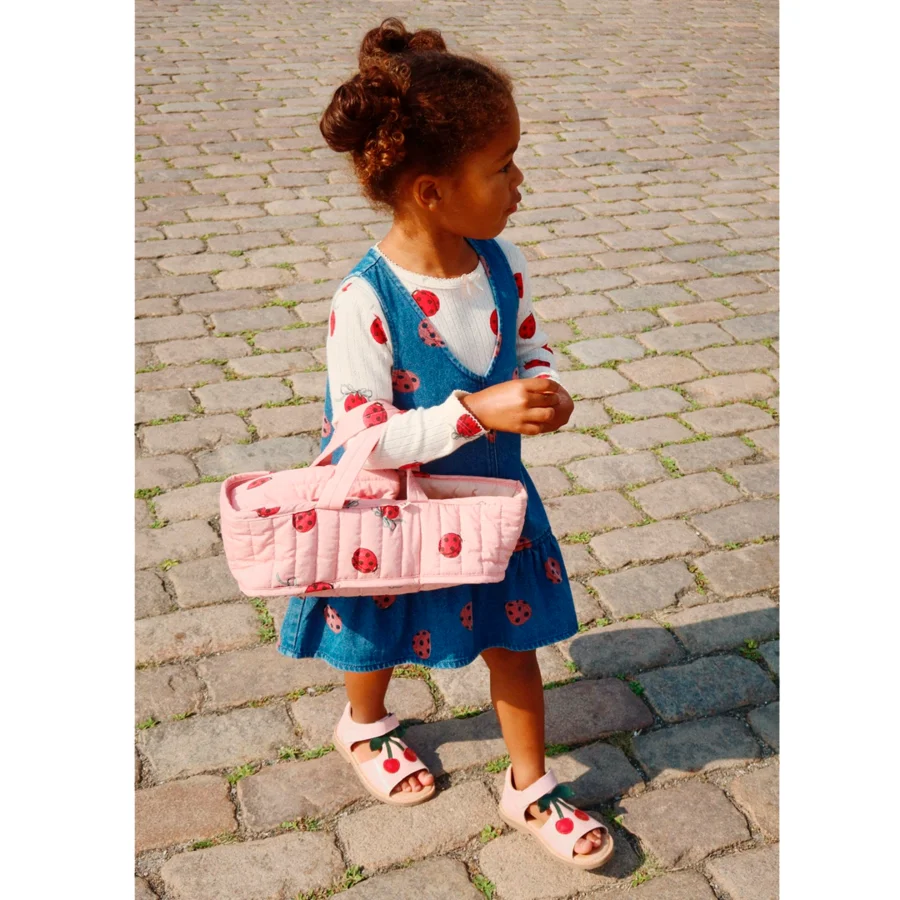 Konges Sløjd Puppe Bonnie mit Tragetasche, Ladybug