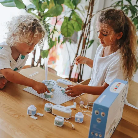 Kidyelec Mein erstes Elektrizitätsset, 11 Teile