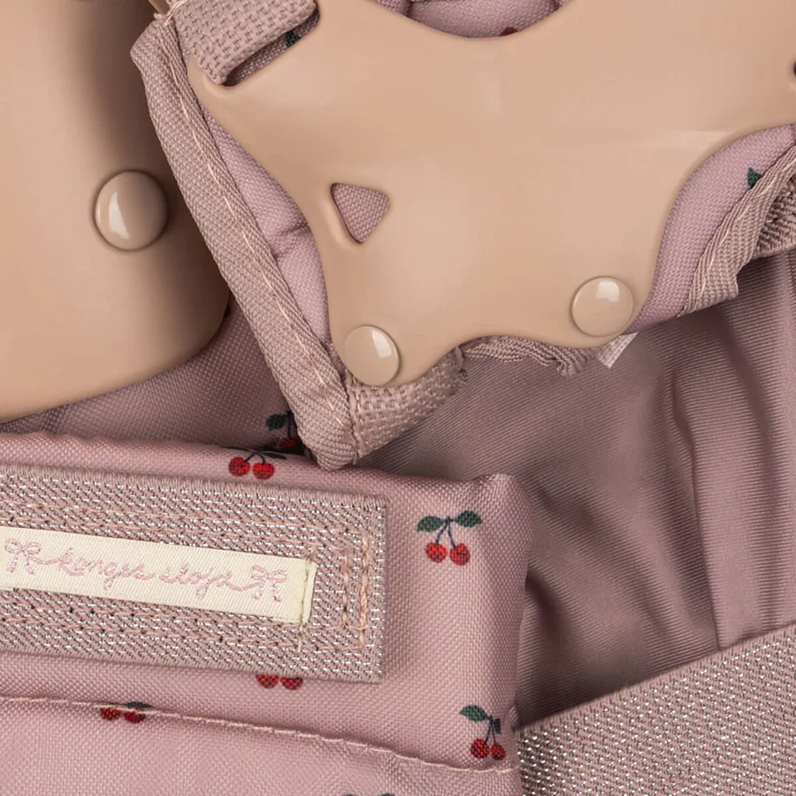 Konges Sløjd Schutzausrüstung, Cherry