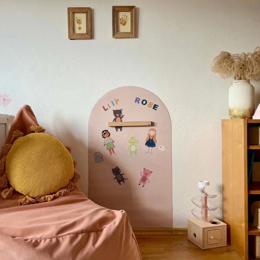 Ferflex® Round Top Magnetische Tapetenwand - 1 m x 58 cm, Rosabeige