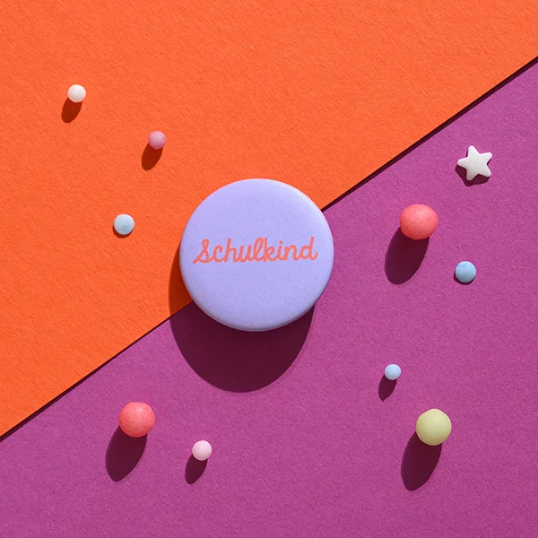 Button "Schulkind", flieder/rosa