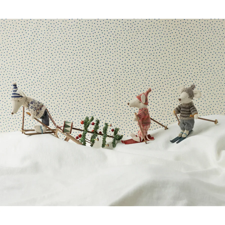 Maileg Wintermaus mit Skiern, große Schwester - rosa