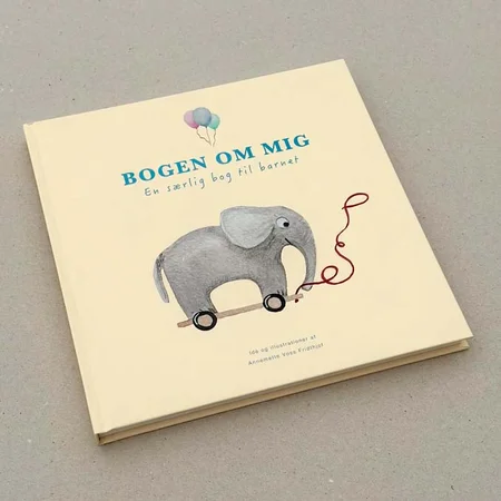 Bogen om mig - Barnets bog, af Annemette Voss Fridthjof