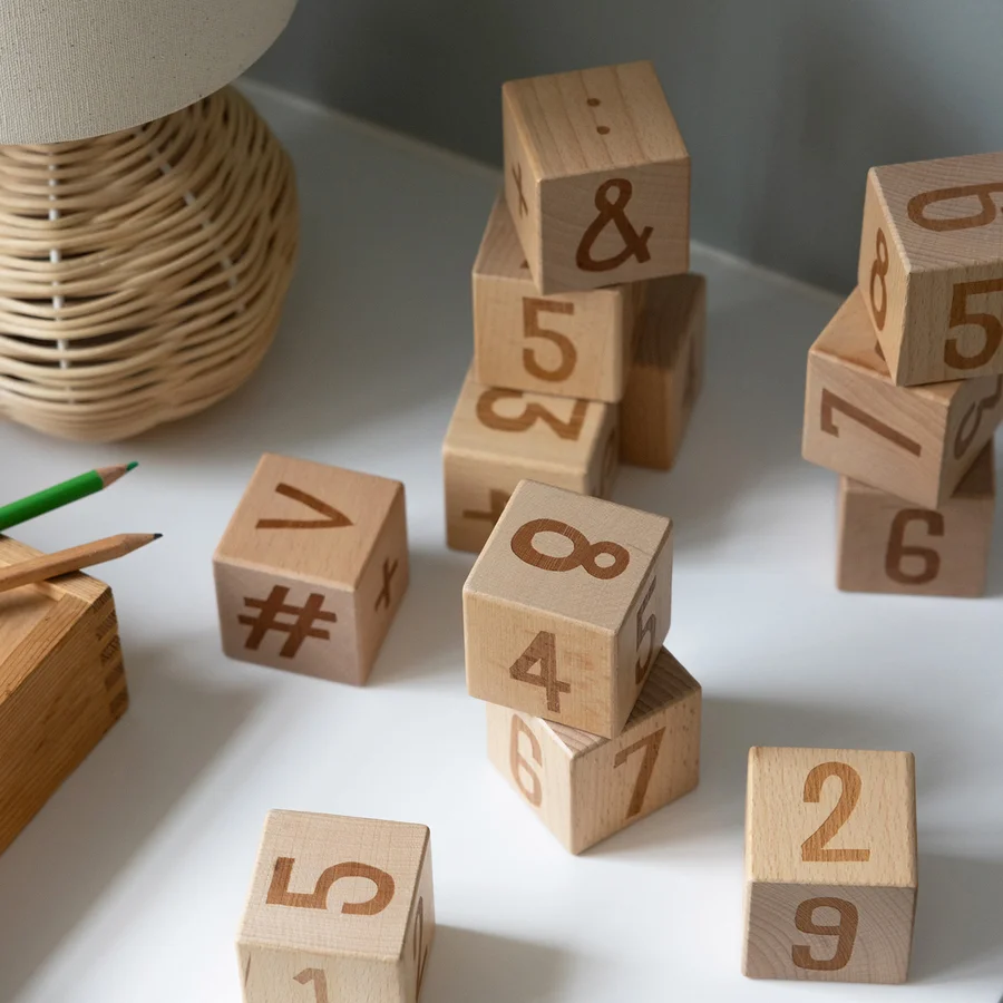 Sebra Zahlenblöcke aus Holz, 12 Stück