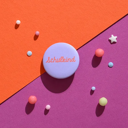 Button "Schulkind", flieder/rosa