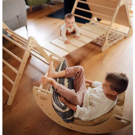 Kinderfeets Pikler Wippe- und Kletterbogen