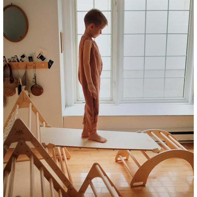 Kinderfeets Pikler Wippe- und Kletterbogen