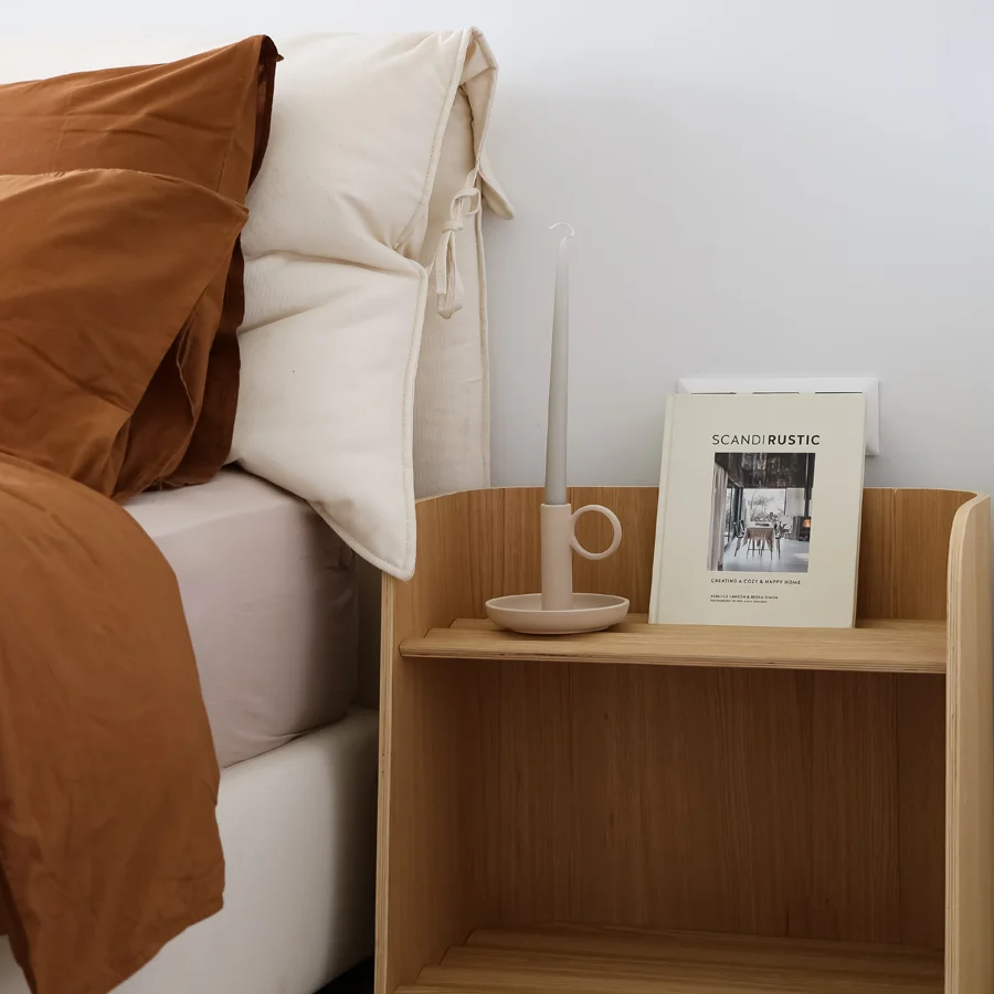 CurveLab kleines Bücherregal