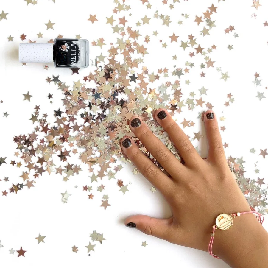 Miss Nella Nagellack, Surprise Party