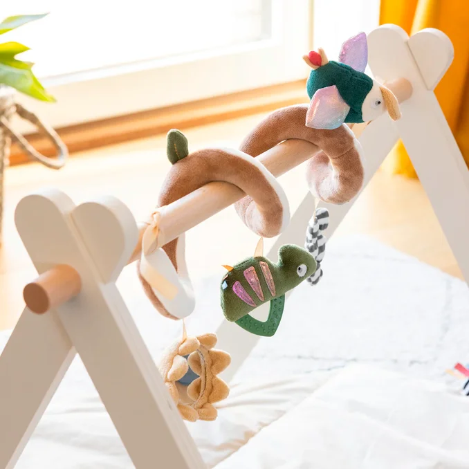 Sebra baby aktivitetsstativ, træ