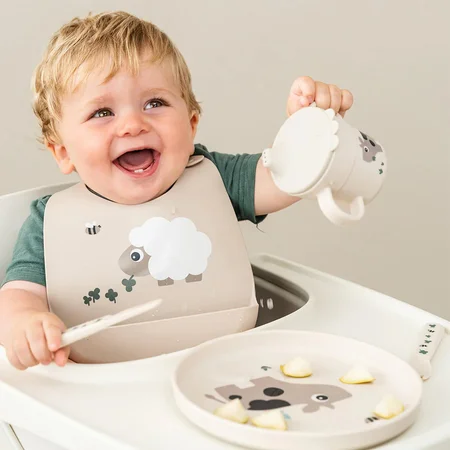 Done by Deer Silikon-Lätzchen, Sheepy Sand