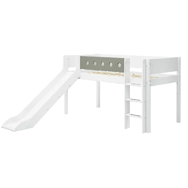 FLEXA Halvhøj seng med lige stige og rutsjebane, hvid/natural green